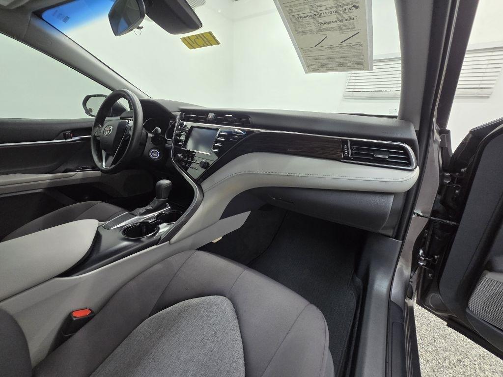 Toyota Camry LE 2020