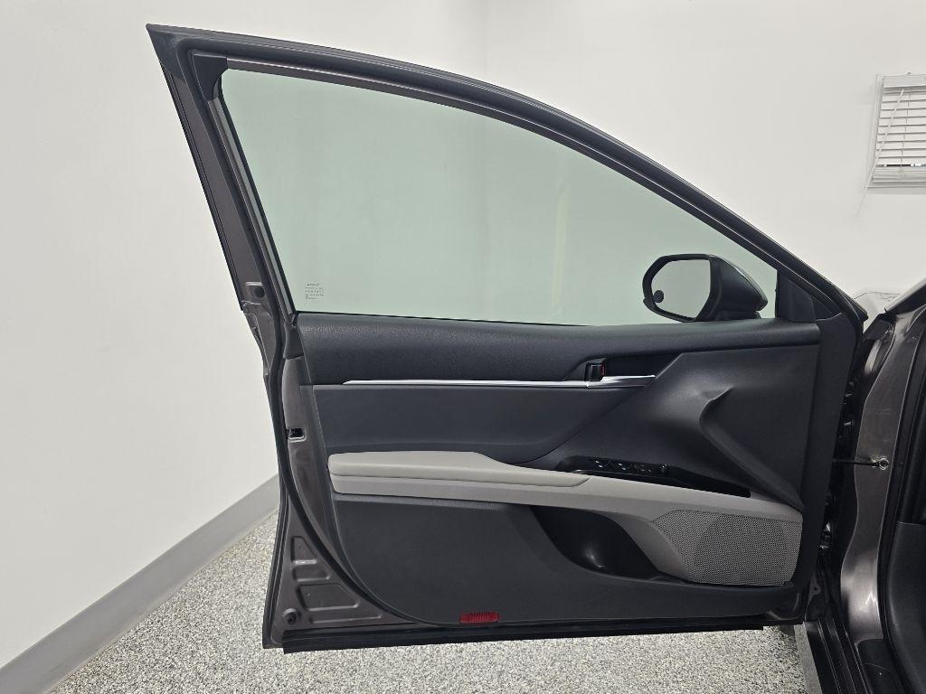 Toyota Camry LE 2020