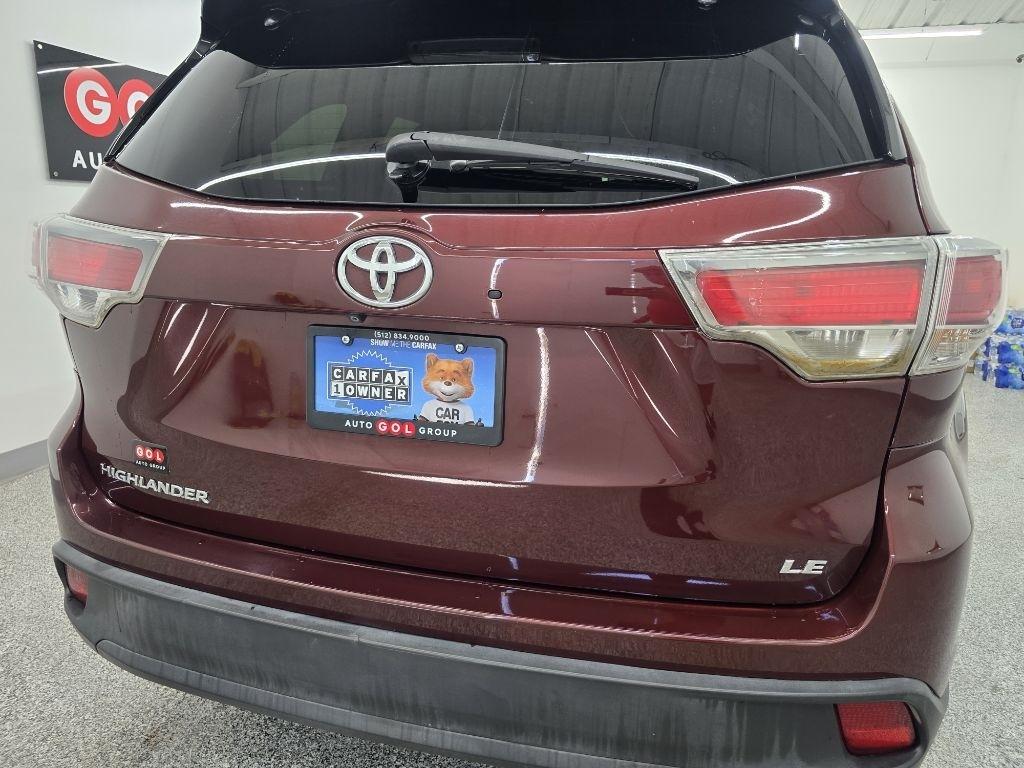 Toyota Highlander LE FWD V6 2016
