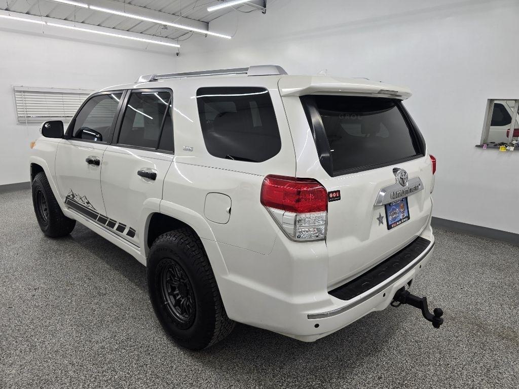 Toyota 4Runner SR5 2WD V6 2010