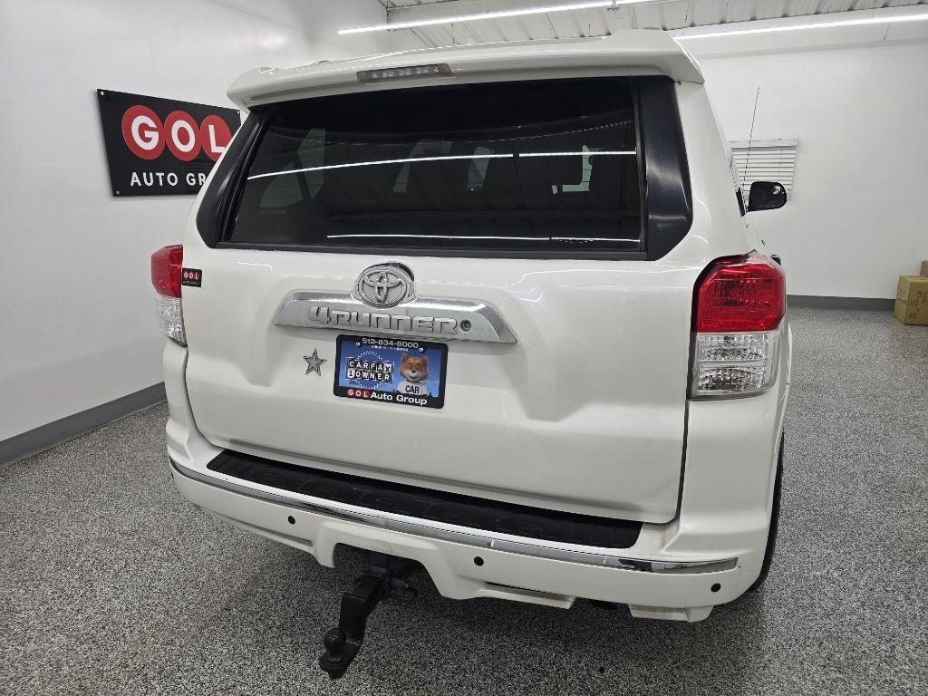 Toyota 4Runner SR5 2WD V6 2010