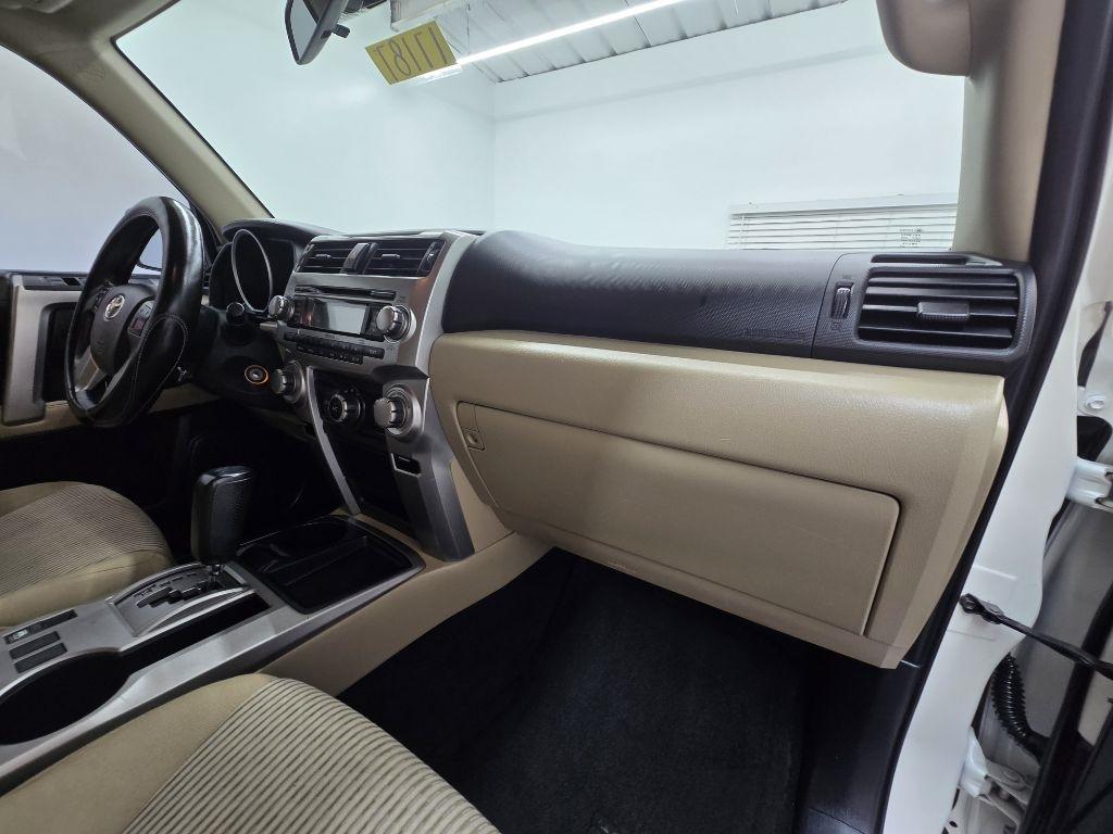 Toyota 4Runner SR5 2WD V6 2010