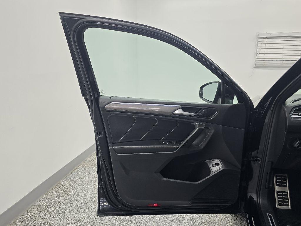 Volkswagen Tiguan SE R-Line Black 2022