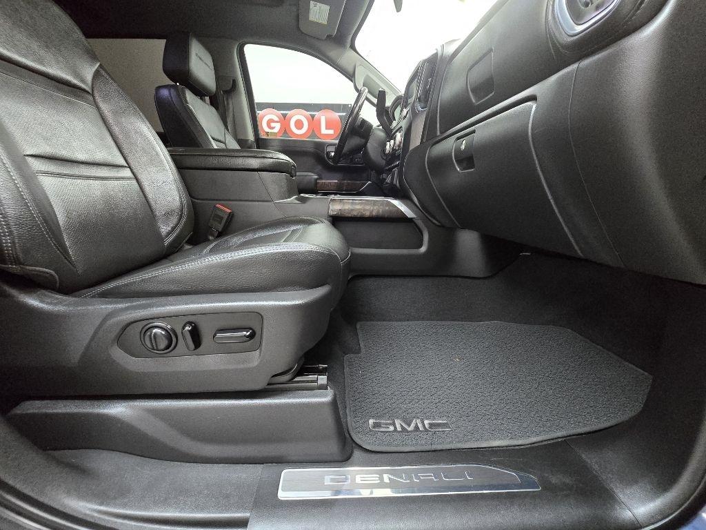 GMC Sierra 1500 Denali Crew Cab 2WD 2020