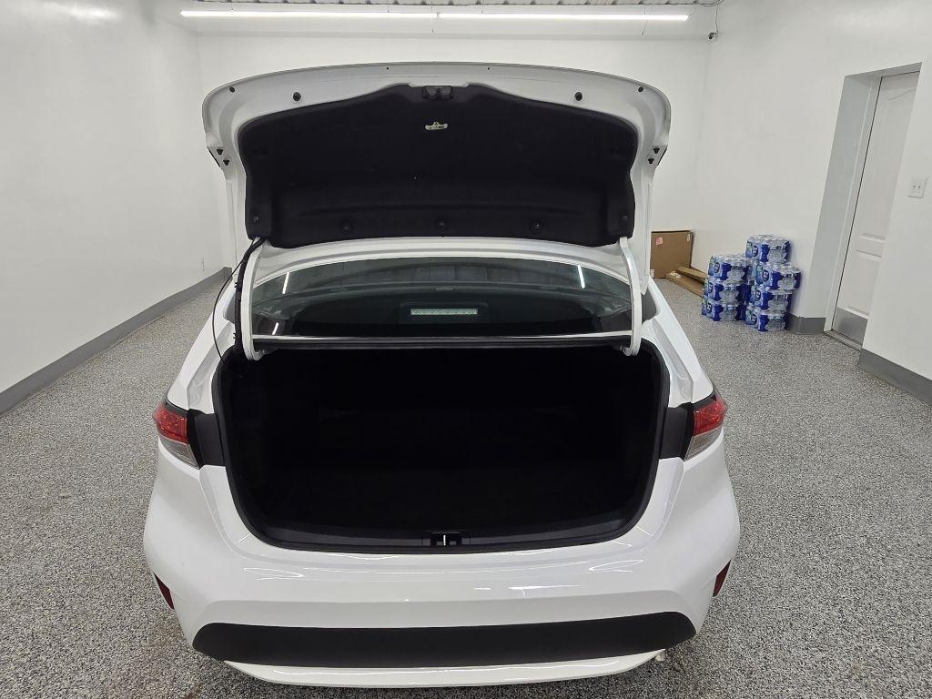 Toyota Corolla LE 2021