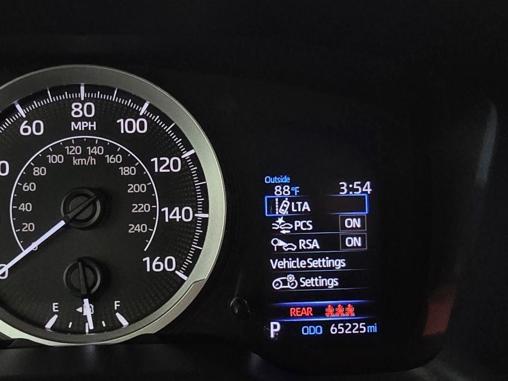 Toyota Corolla LE 2021