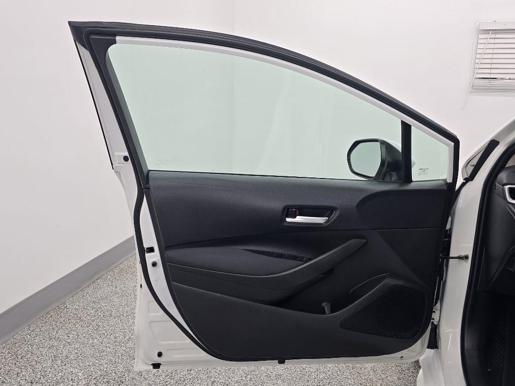 Toyota Corolla LE 2021