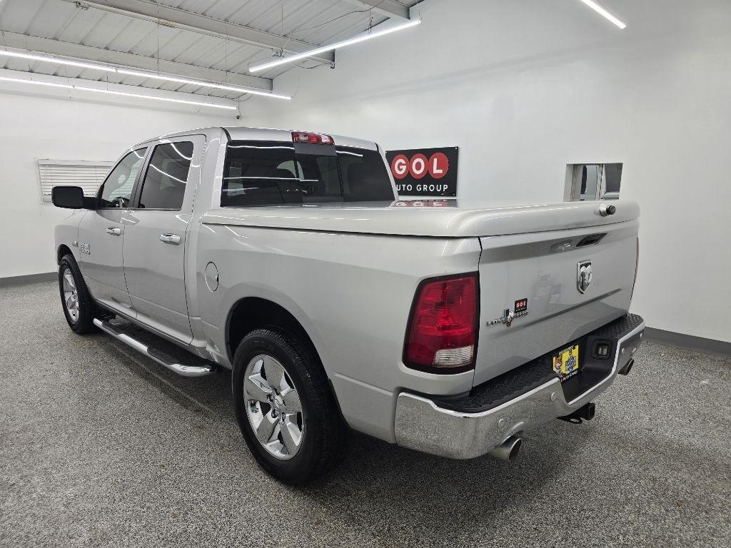 RAM 1500 SLT Crew Cab SWB 2WD 2016