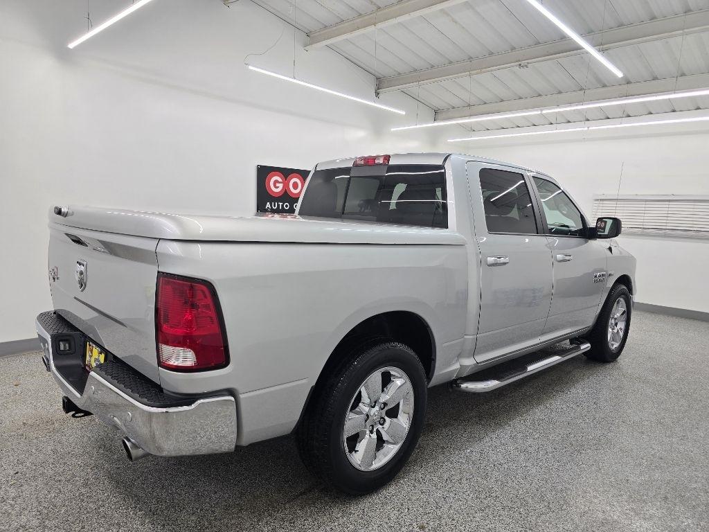 RAM 1500 SLT Crew Cab SWB 2WD 2016