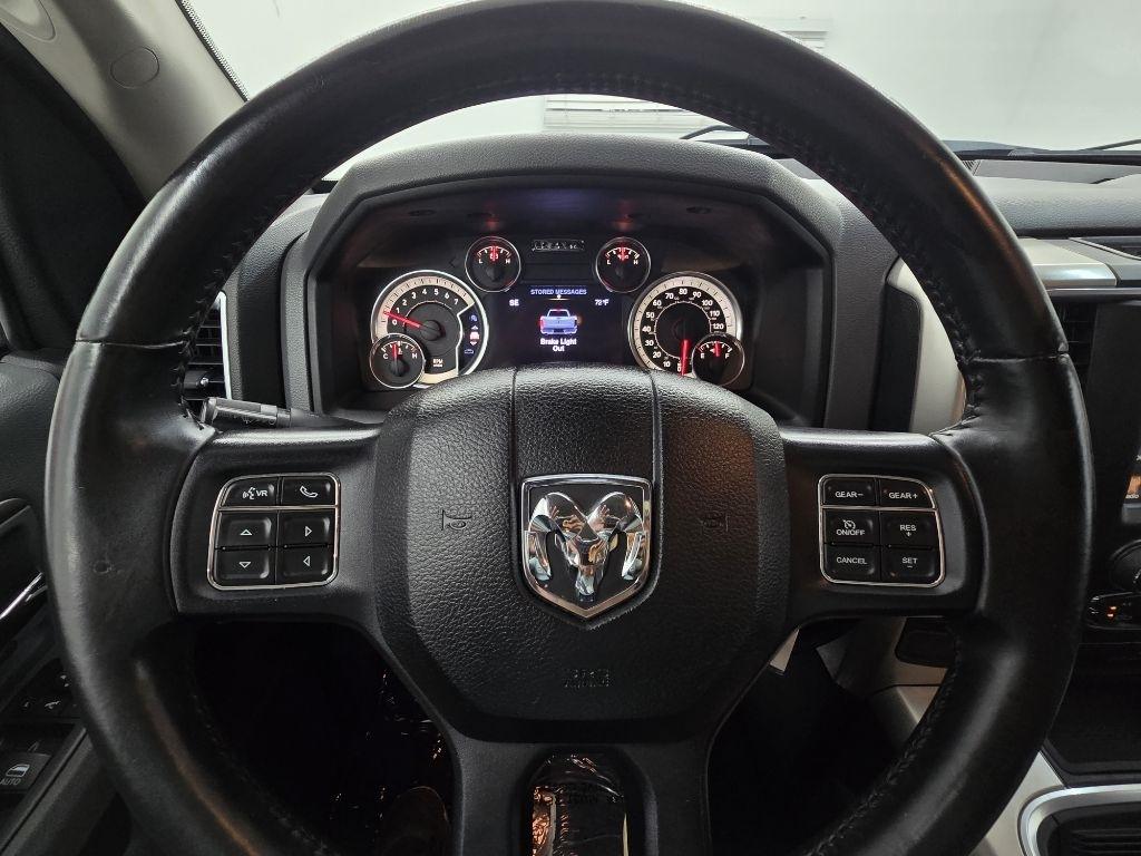 RAM 1500 SLT Crew Cab SWB 2WD 2016