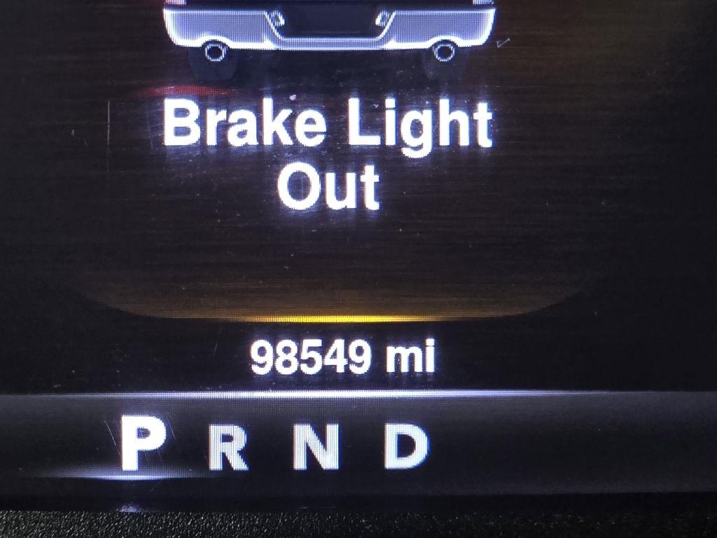 RAM 1500 SLT Crew Cab SWB 2WD 2016