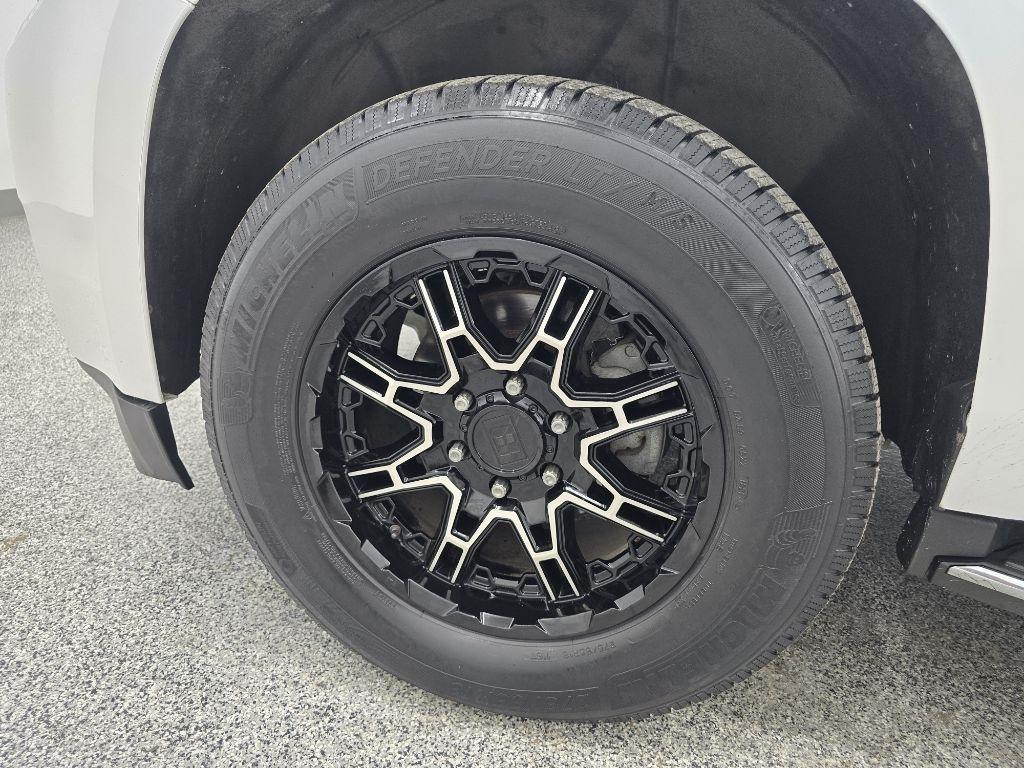 GMC Yukon SLT 2WD 2017