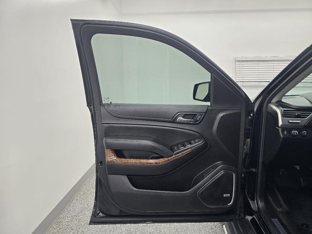 Chevrolet Suburban LTZ 4WD 2016
