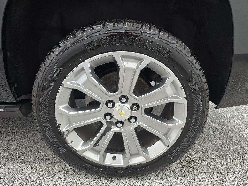 Chevrolet Suburban LTZ 4WD 2016