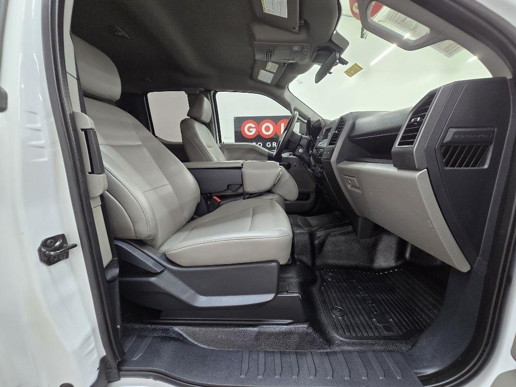 Ford F-250 SD XLT SuperCab Long Bed 4WD 2022