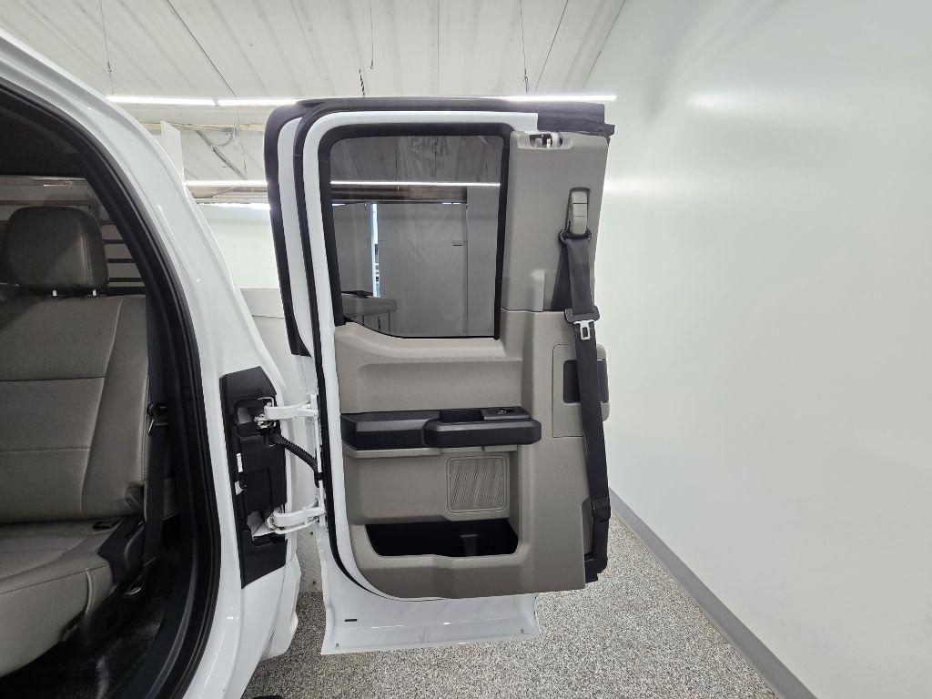 Ford F-250 SD XLT SuperCab Long Bed 4WD 2022