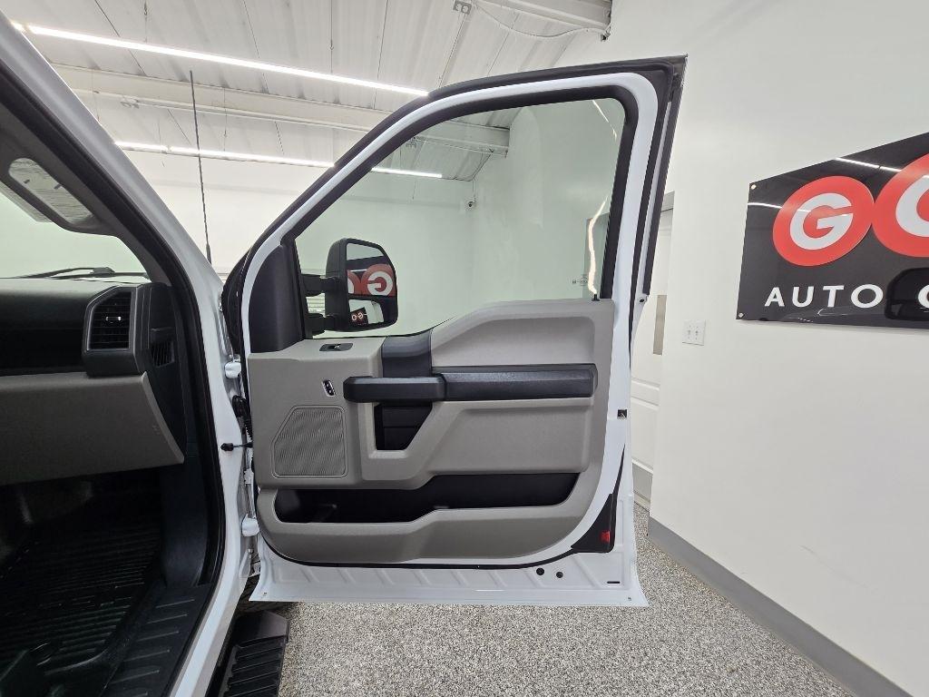 Ford F-250 SD XLT SuperCab Long Bed 4WD 2022