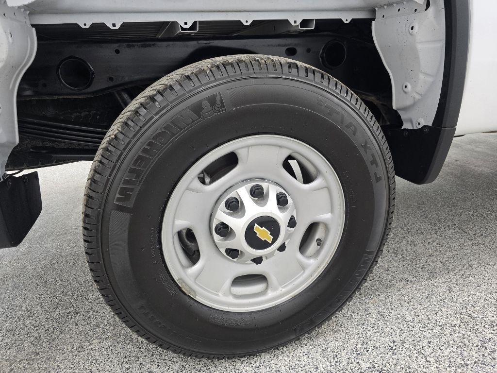 Chevrolet Silverado 2500HD Work Truck Crew Cab Short Box 4WD 2021