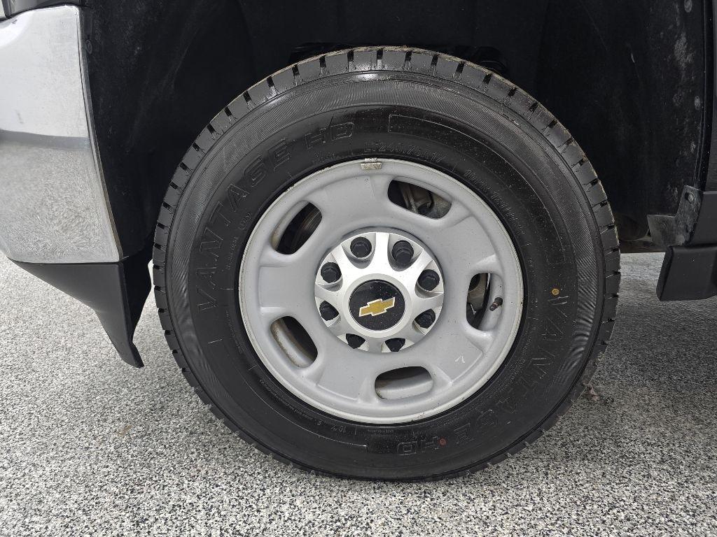 Chevrolet Silverado 2500HD Work Truck Crew Cab Long Box 2WD 2017