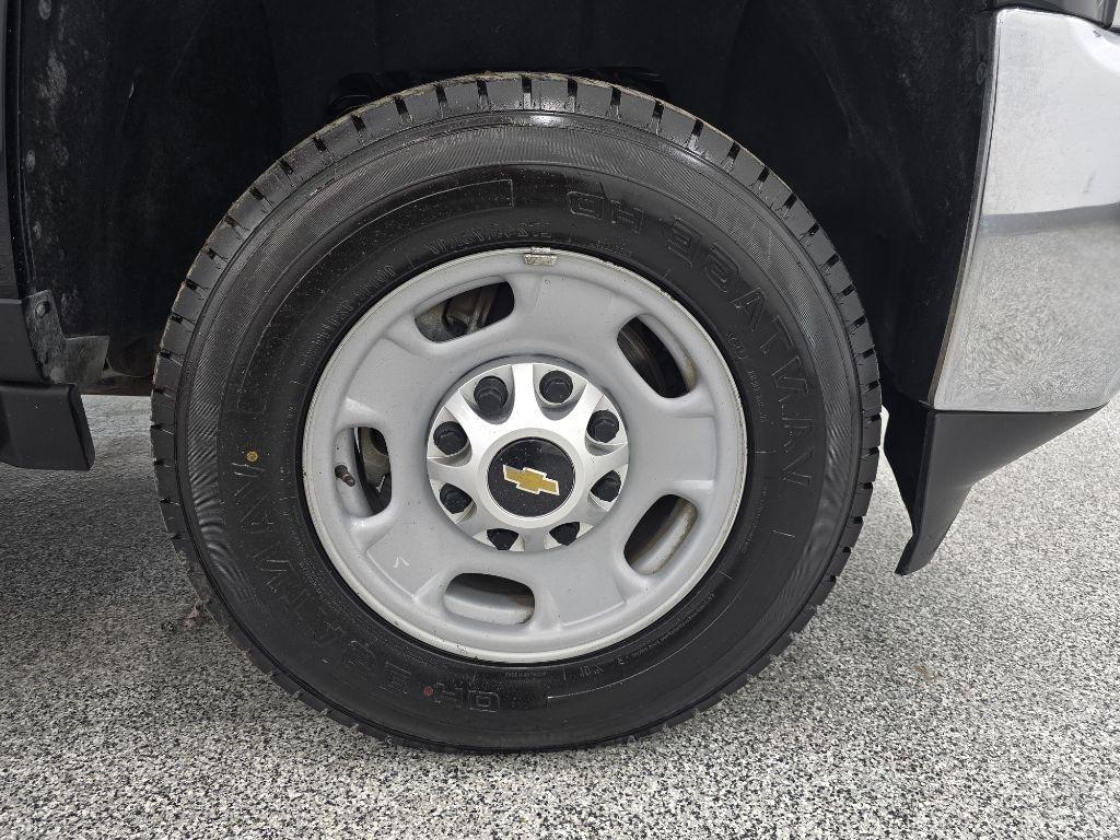 Chevrolet Silverado 2500HD Work Truck Crew Cab Long Box 2WD 2017