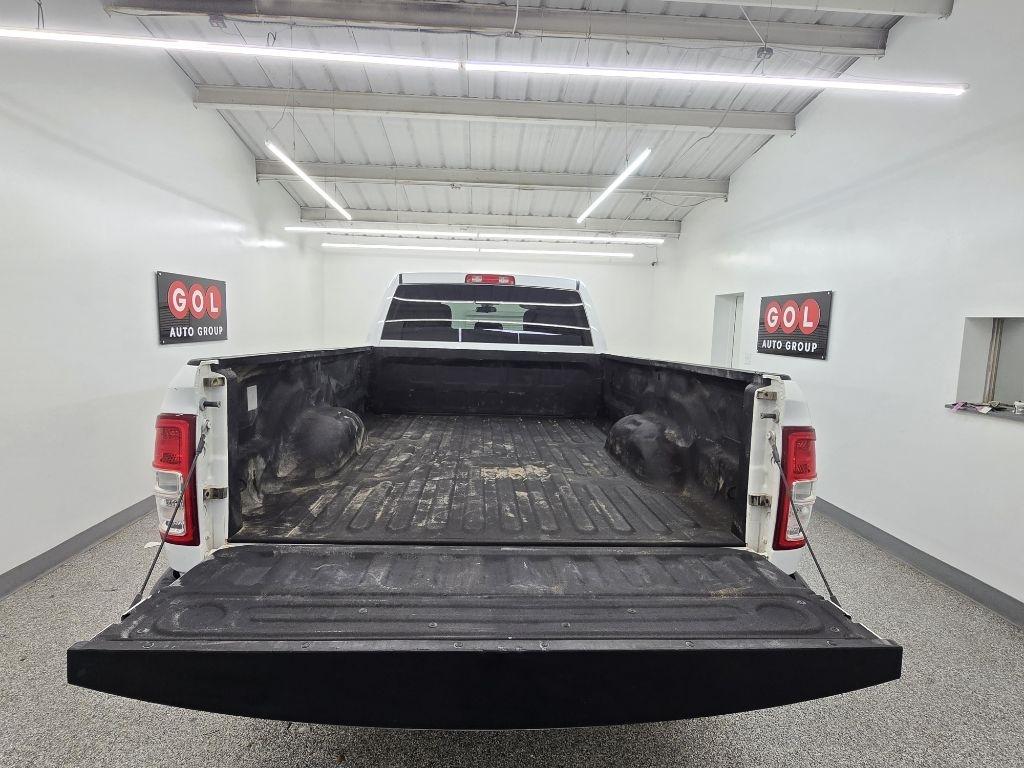 RAM 2500 Tradesman Crew Cab LWB 4WD 2022