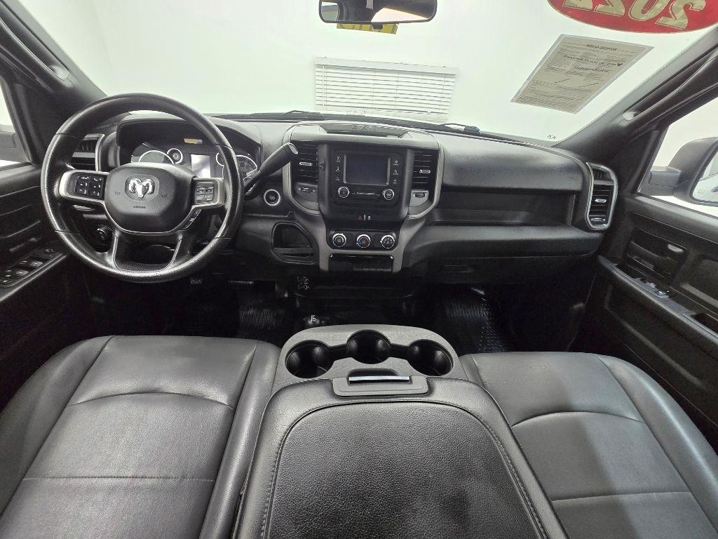 RAM 2500 Tradesman Crew Cab LWB 4WD 2022