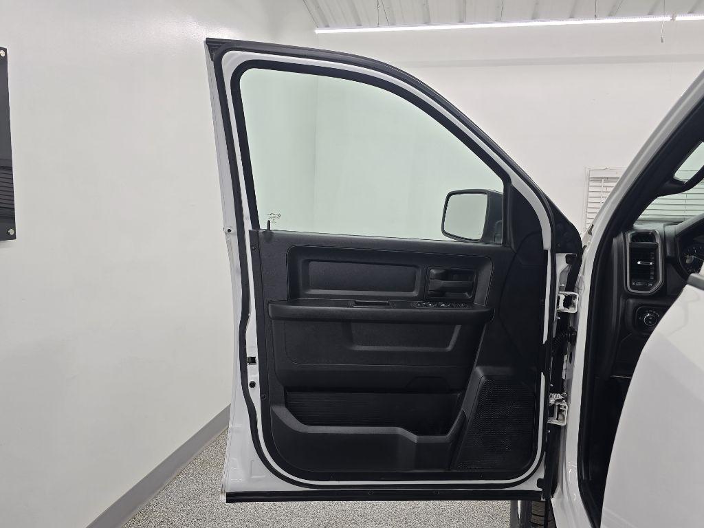 RAM 2500 Tradesman Crew Cab LWB 4WD 2022