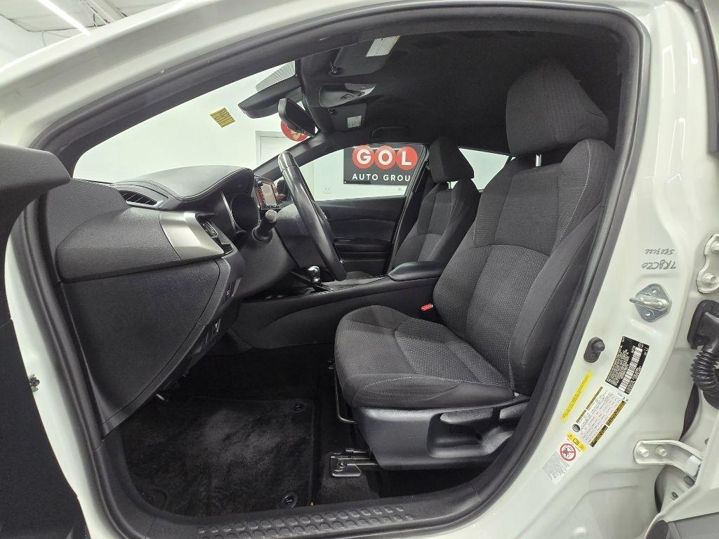 Toyota C-HR XLE 2018