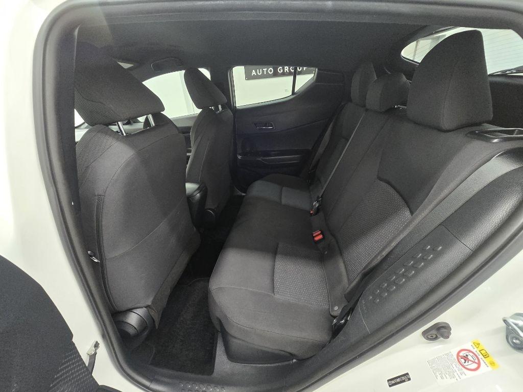 Toyota C-HR XLE 2018