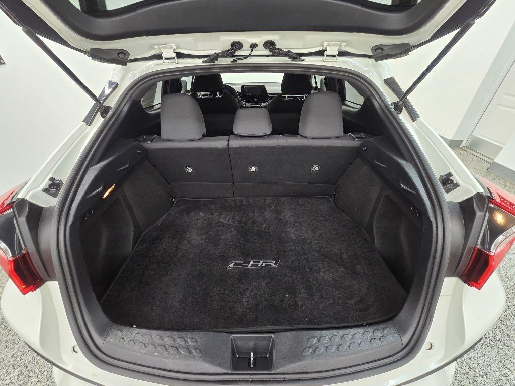 Toyota C-HR XLE 2018