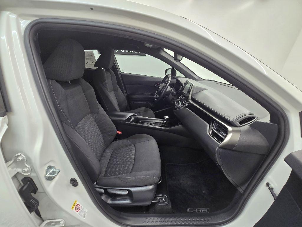 Toyota C-HR XLE 2018