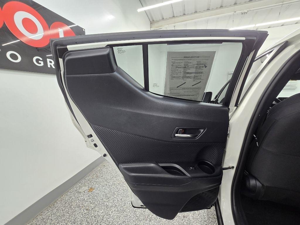 Toyota C-HR XLE 2018