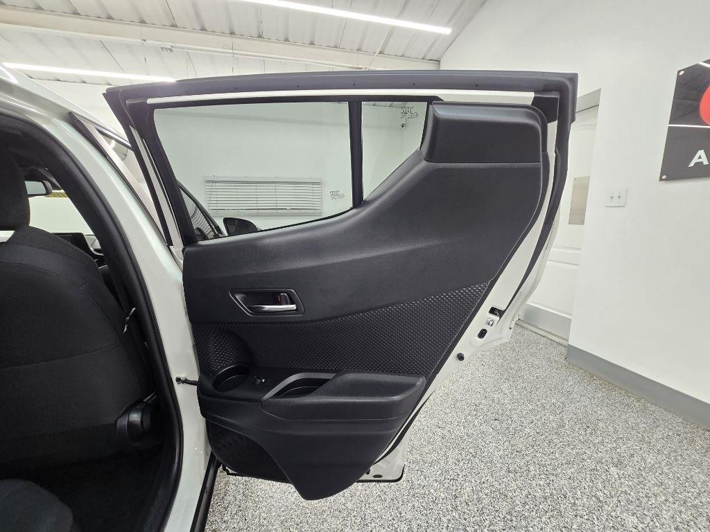 Toyota C-HR XLE 2018