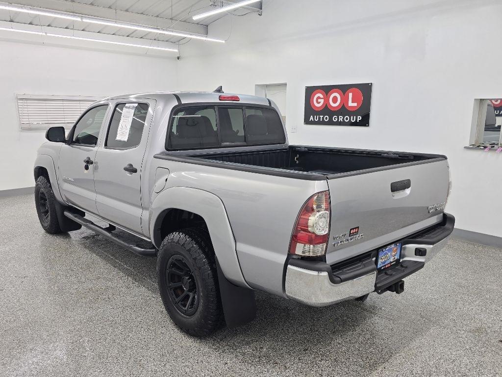 Toyota Tacoma PreRunner Double Cab V6 5AT 2WD 2015