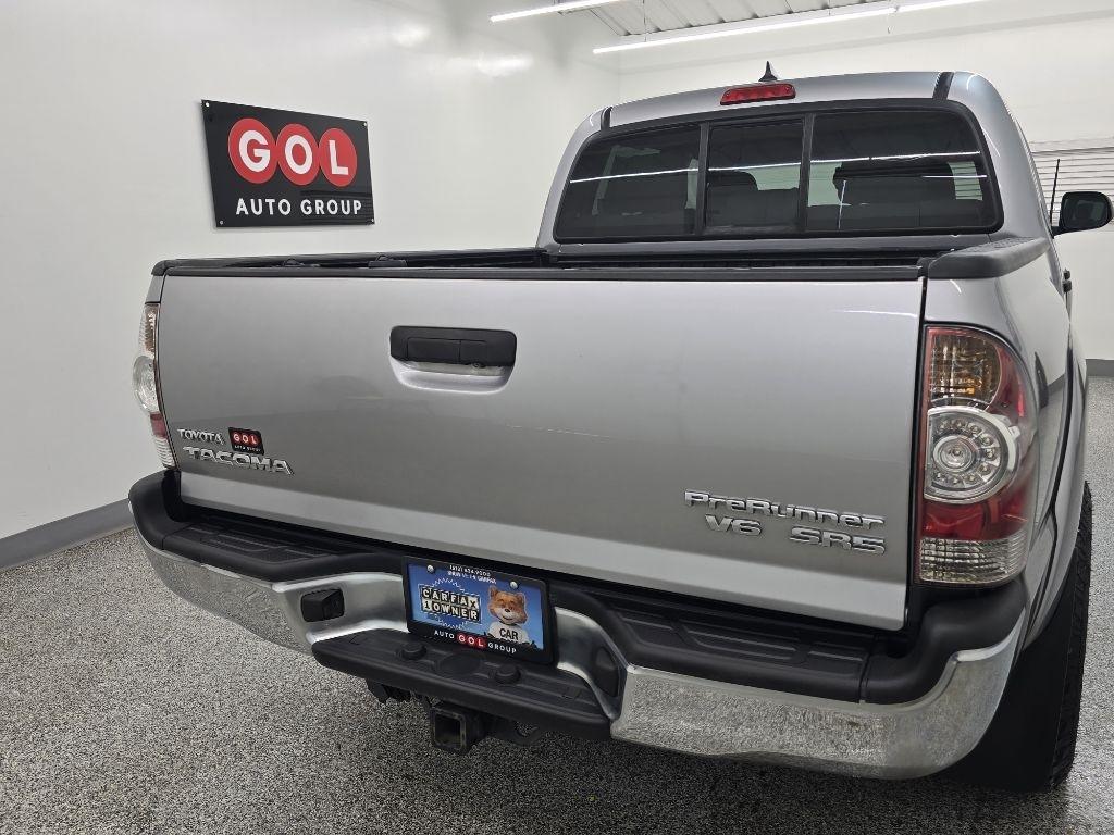 Toyota Tacoma PreRunner Double Cab V6 5AT 2WD 2015