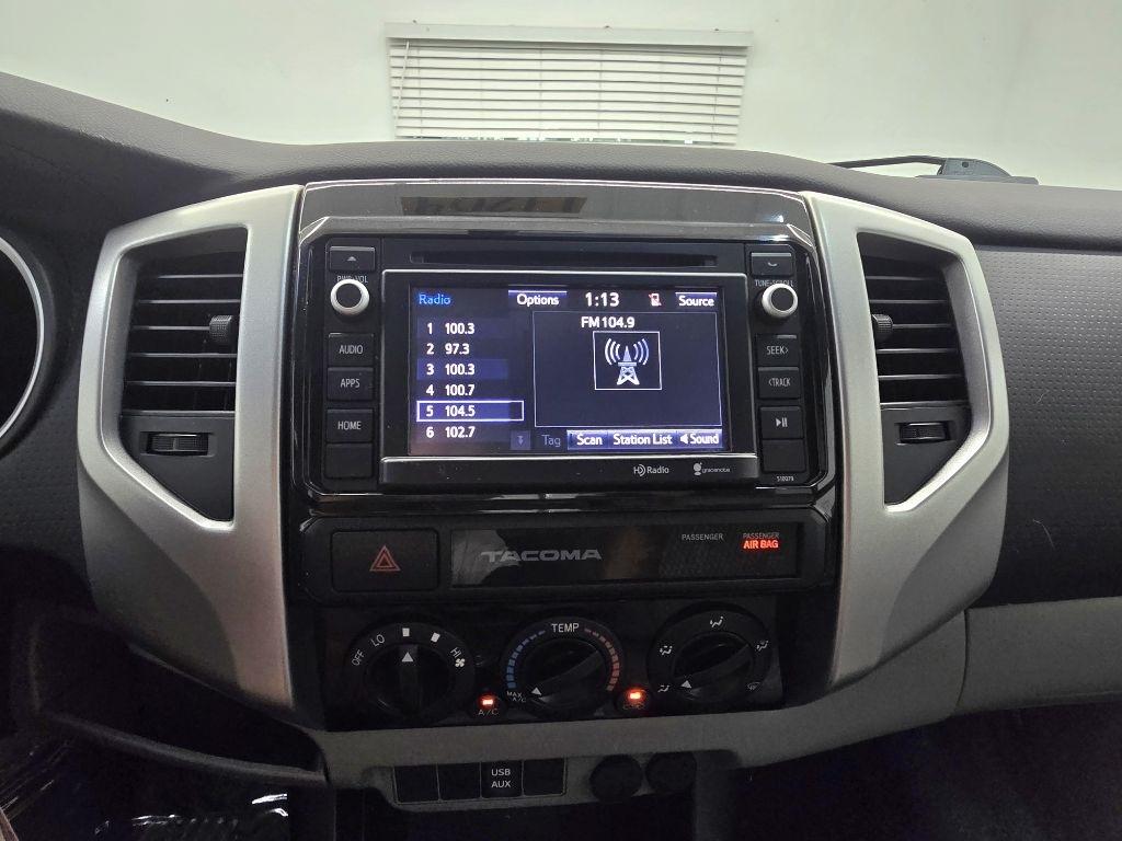 Toyota Tacoma PreRunner Double Cab V6 5AT 2WD 2015