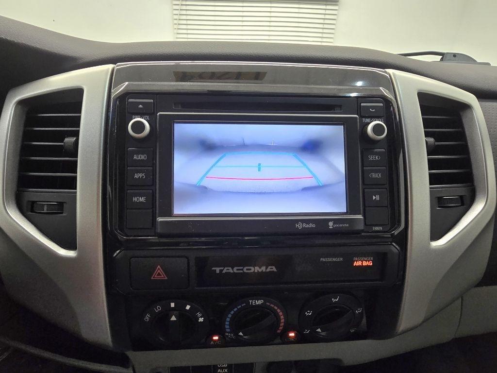 Toyota Tacoma PreRunner Double Cab V6 5AT 2WD 2015