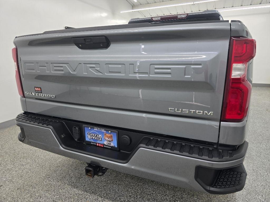 Chevrolet Silverado 1500 Custom Crew Cab Short Box 2WD 2020