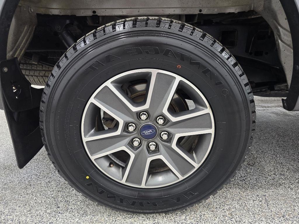 Ford F-150 XL SuperCrew 5.5-ft. Bed 4WD 2015