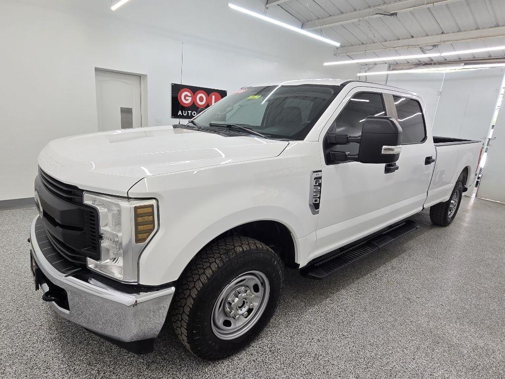 Ford F-250 SD Lariat Crew Cab 2WD 2019