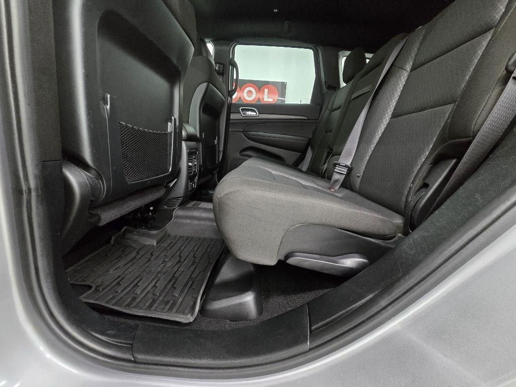 Jeep Grand Cherokee Laredo 4WD 2020