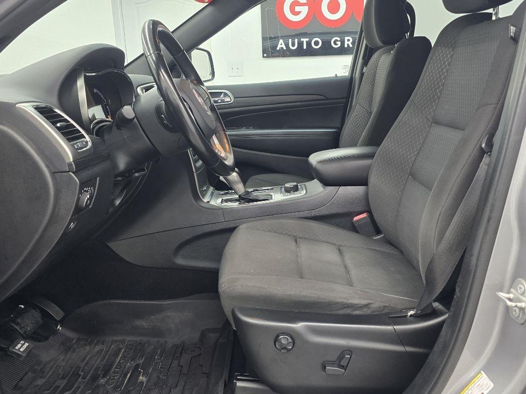 Jeep Grand Cherokee Laredo 4WD 2020