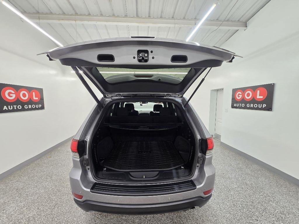 Jeep Grand Cherokee Laredo 4WD 2020