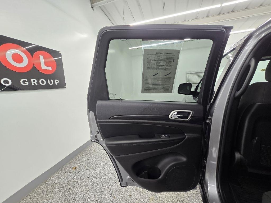 Jeep Grand Cherokee Laredo 4WD 2020