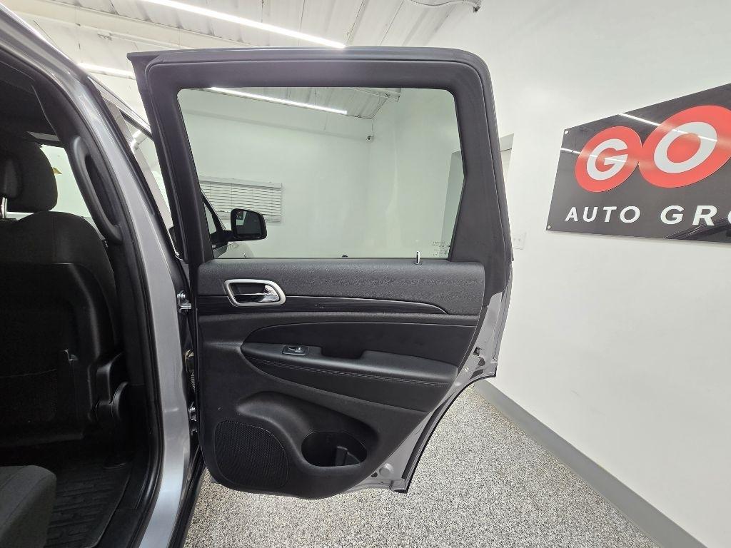 Jeep Grand Cherokee Laredo 4WD 2020