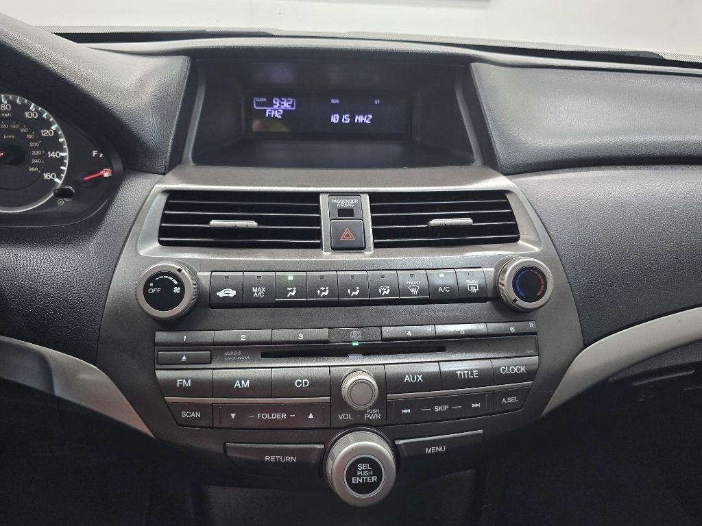 Honda Accord LX-P Sedan AT 2012