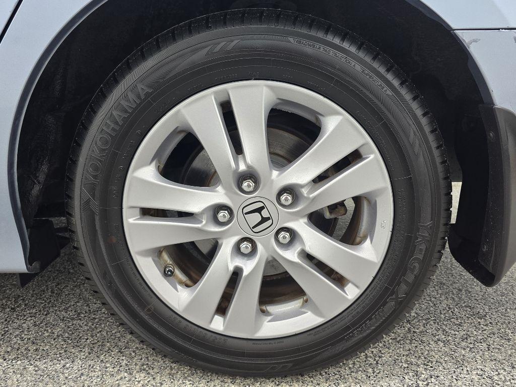 Honda Accord LX-P Sedan AT 2012