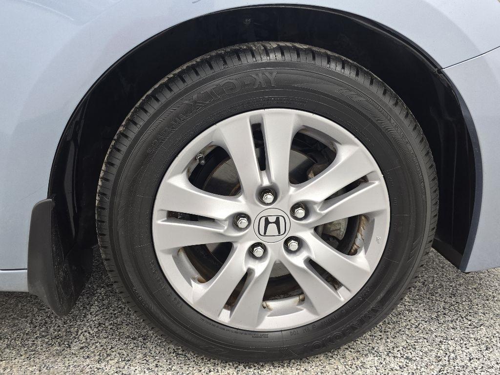 Honda Accord LX-P Sedan AT 2012