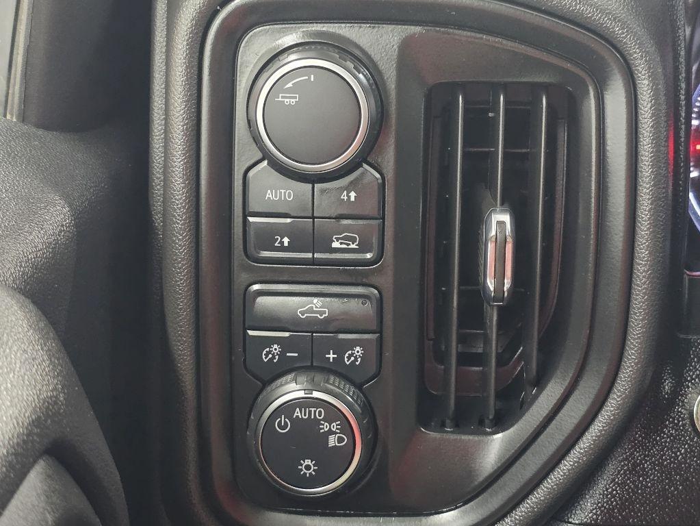 Chevrolet Silverado 1500 Work Truck Crew Cab Short Box 4WD 2021