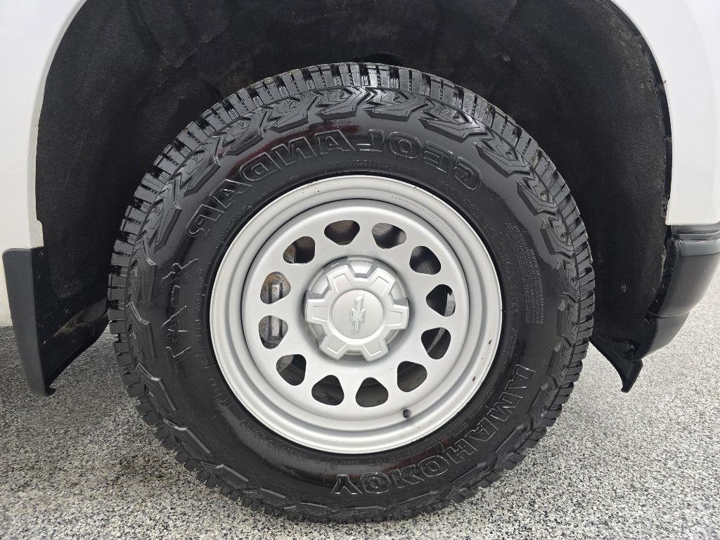 Chevrolet Silverado 1500 Work Truck Crew Cab Short Box 4WD 2021